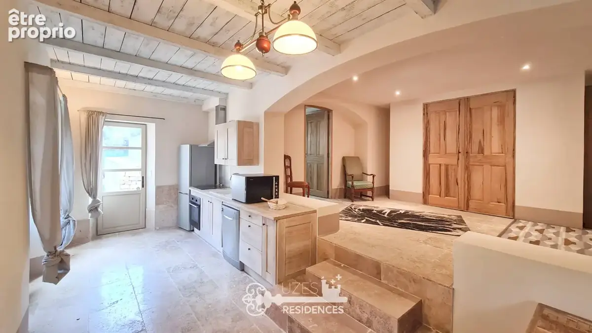 Vallée de la Cèze, magnifique maison en pierre de 213 m2 avec piscine à débordement et vues - photo 16