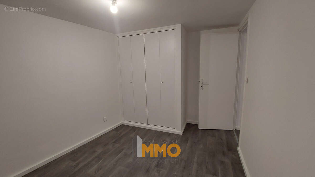Appartement à L'ARBRESLE
