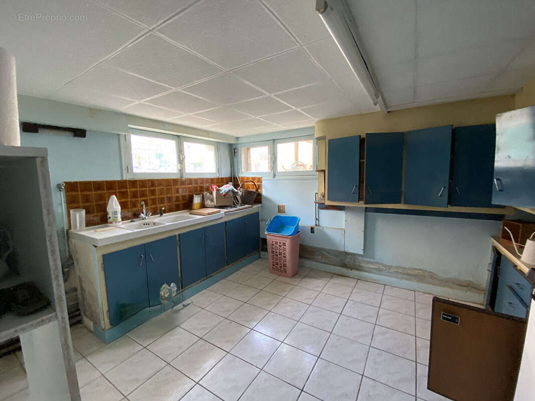 Maison à SAINT-JULIEN-DU-SAULT