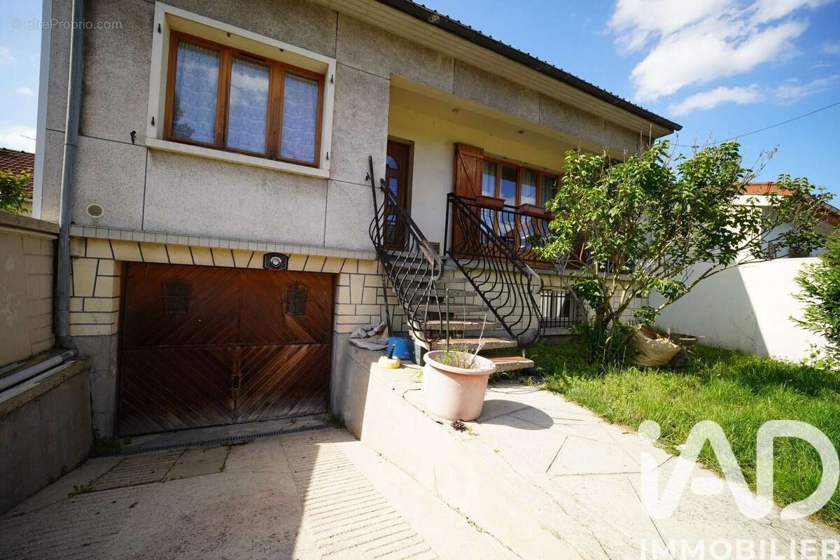 Photo 2 - Maison à DRANCY