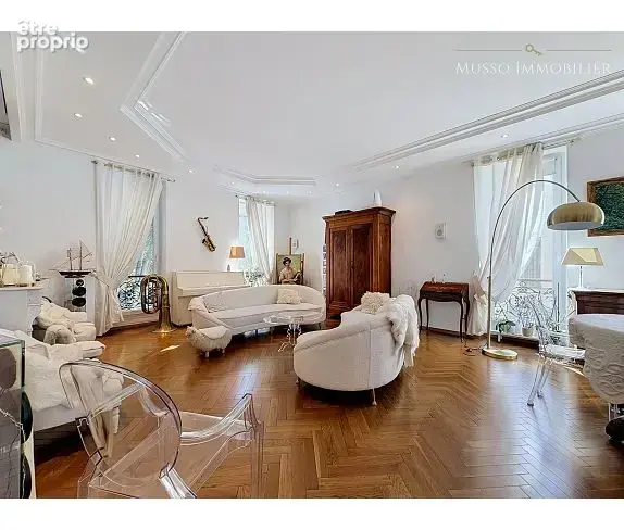 Appartement 4 pièces 108 m² à vendre à Marseille-7e (13007) - photo 5