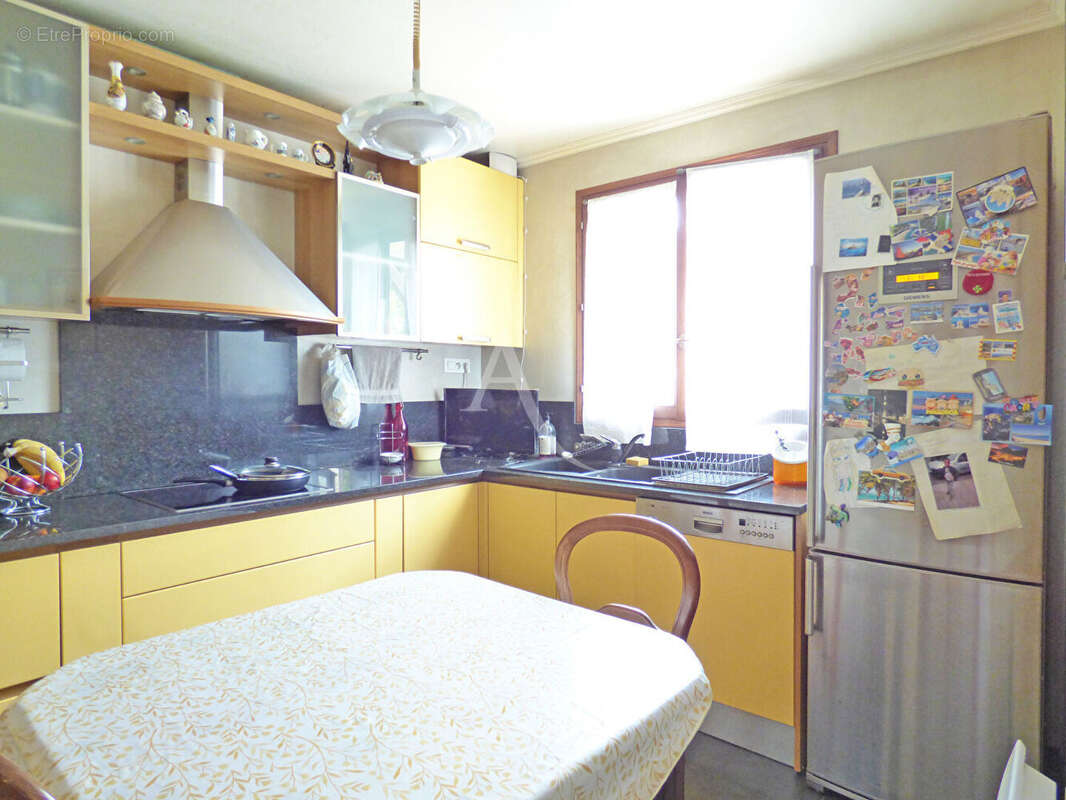 Maison à NEUILLY-SUR-MARNE