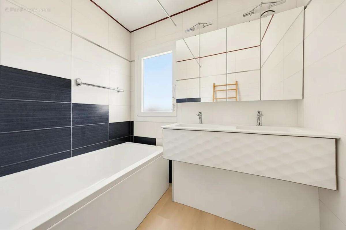 Maison de 6 pièces de 160 m² à Izon - photo 14