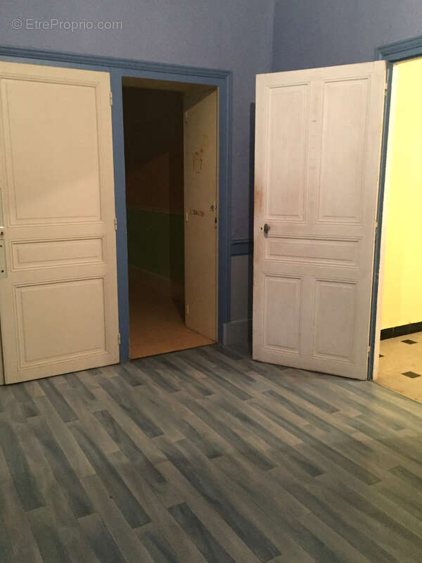 Maison à MONTAIGU-LE-BLIN