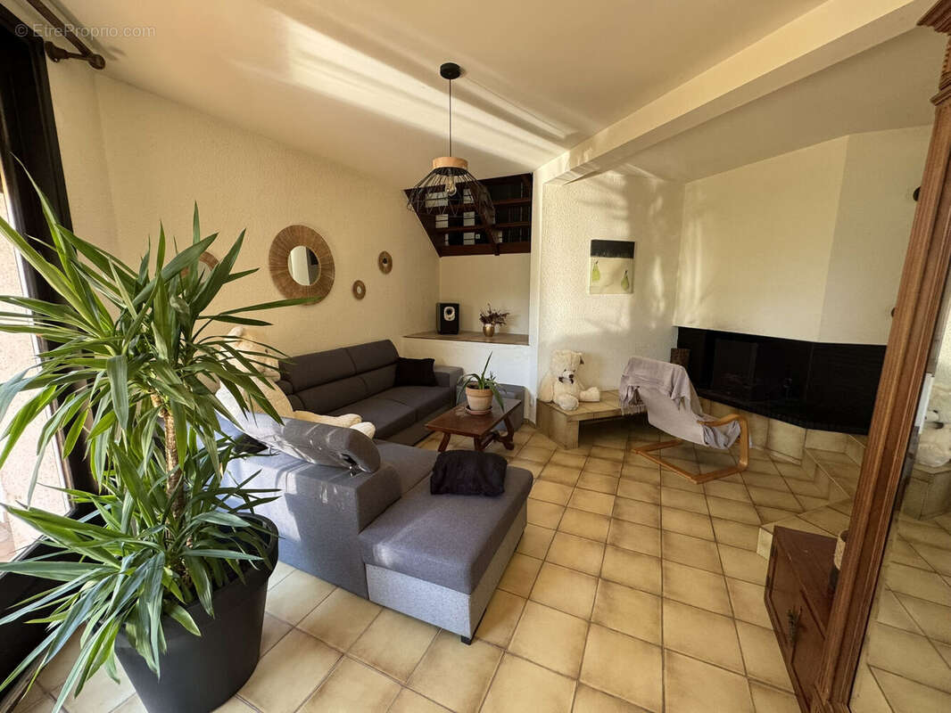 Photo 8 - Maison à AMPLEPUIS