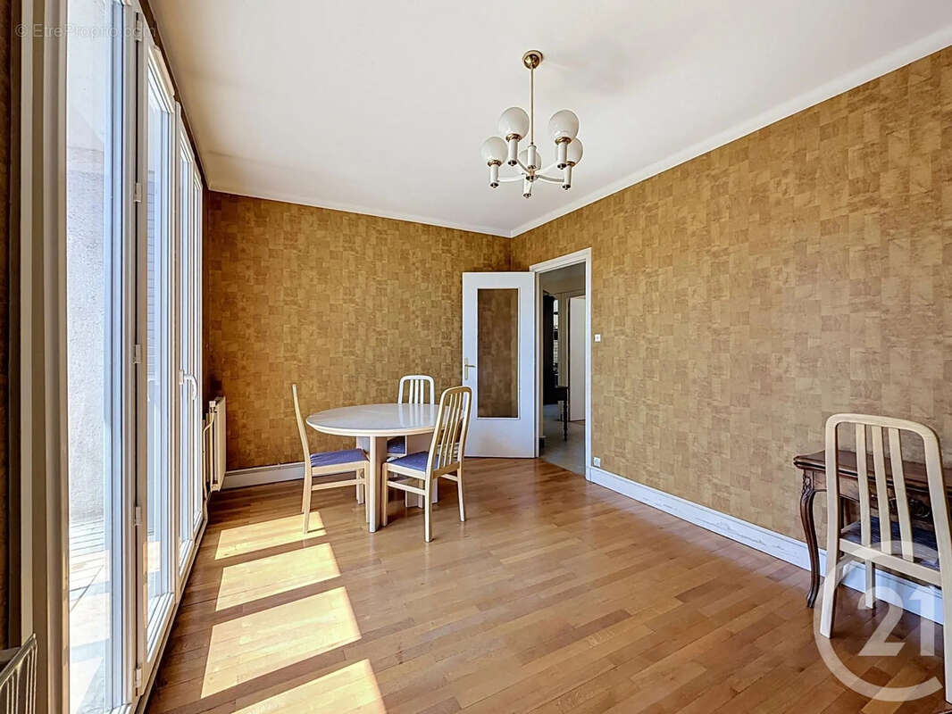 Appartement à LYON-7E