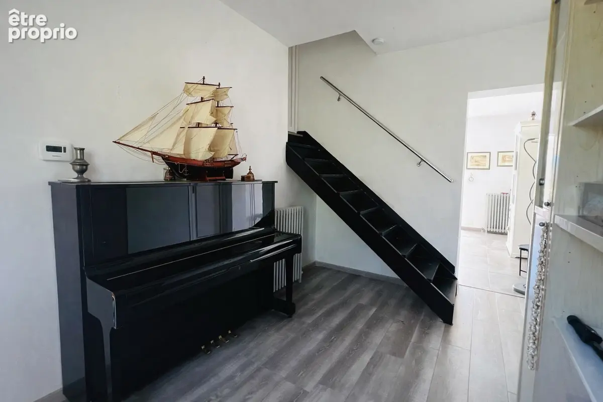 Magnifique maison T6 Saint Zacharie - photo 9