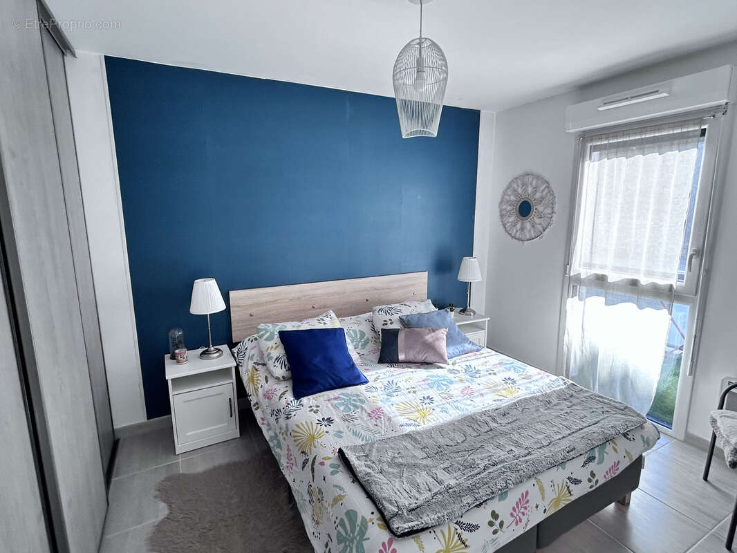 Appartement à SAINT-CYR-SUR-MER