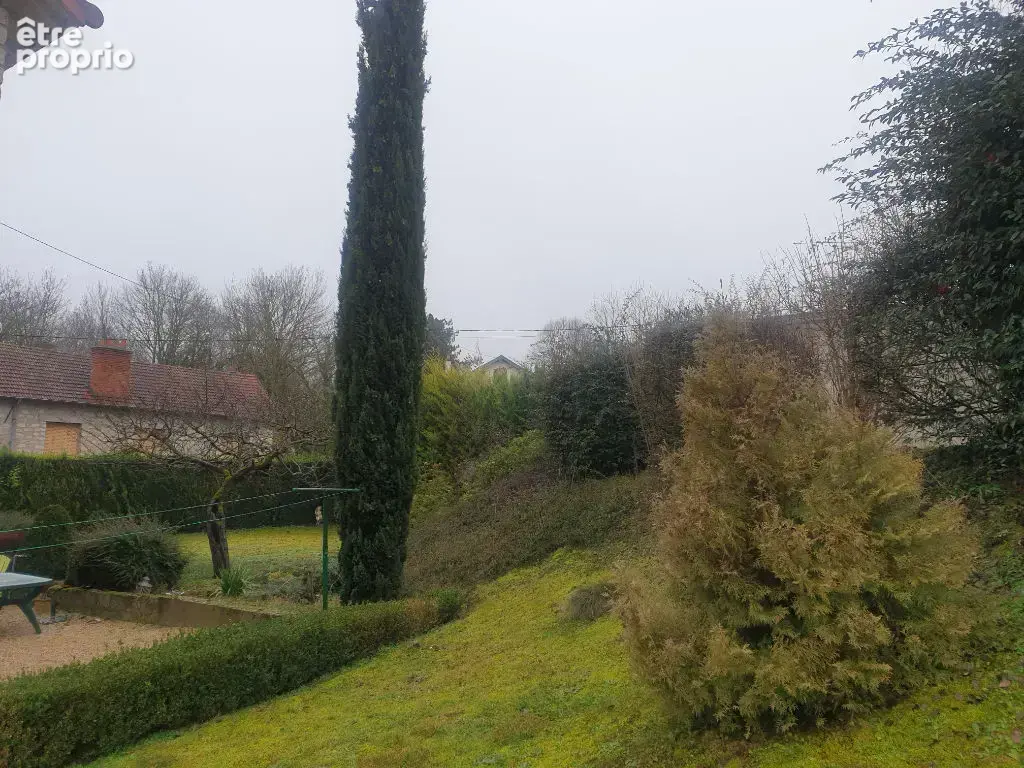 Spacieuse Maison  (143 m²)  en vente à SAINT PIERRE LES NEMOURS - photo 4