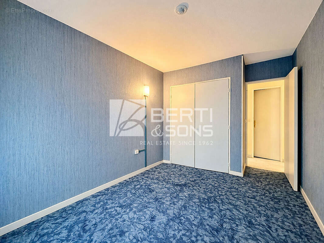 Appartement à MANDELIEU-LA-NAPOULE