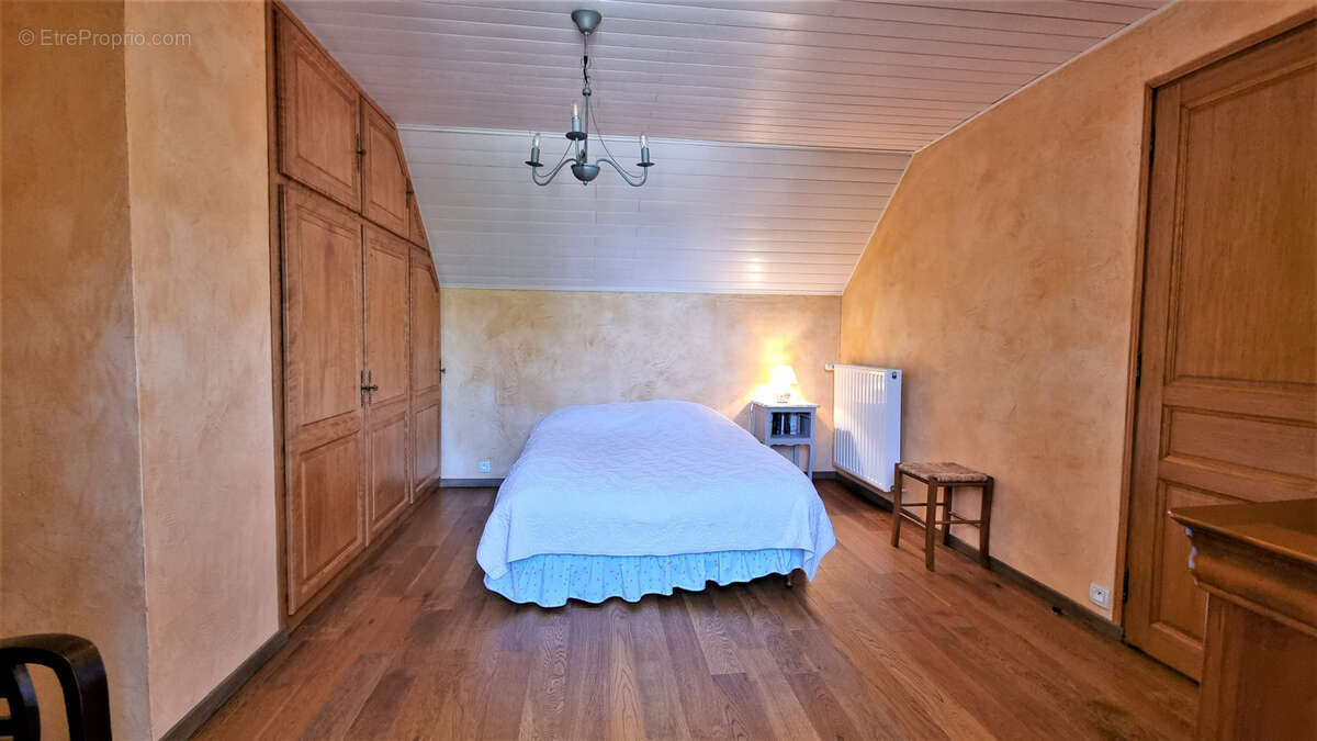 Maison à ABBEVILLE-LA-RIVIERE