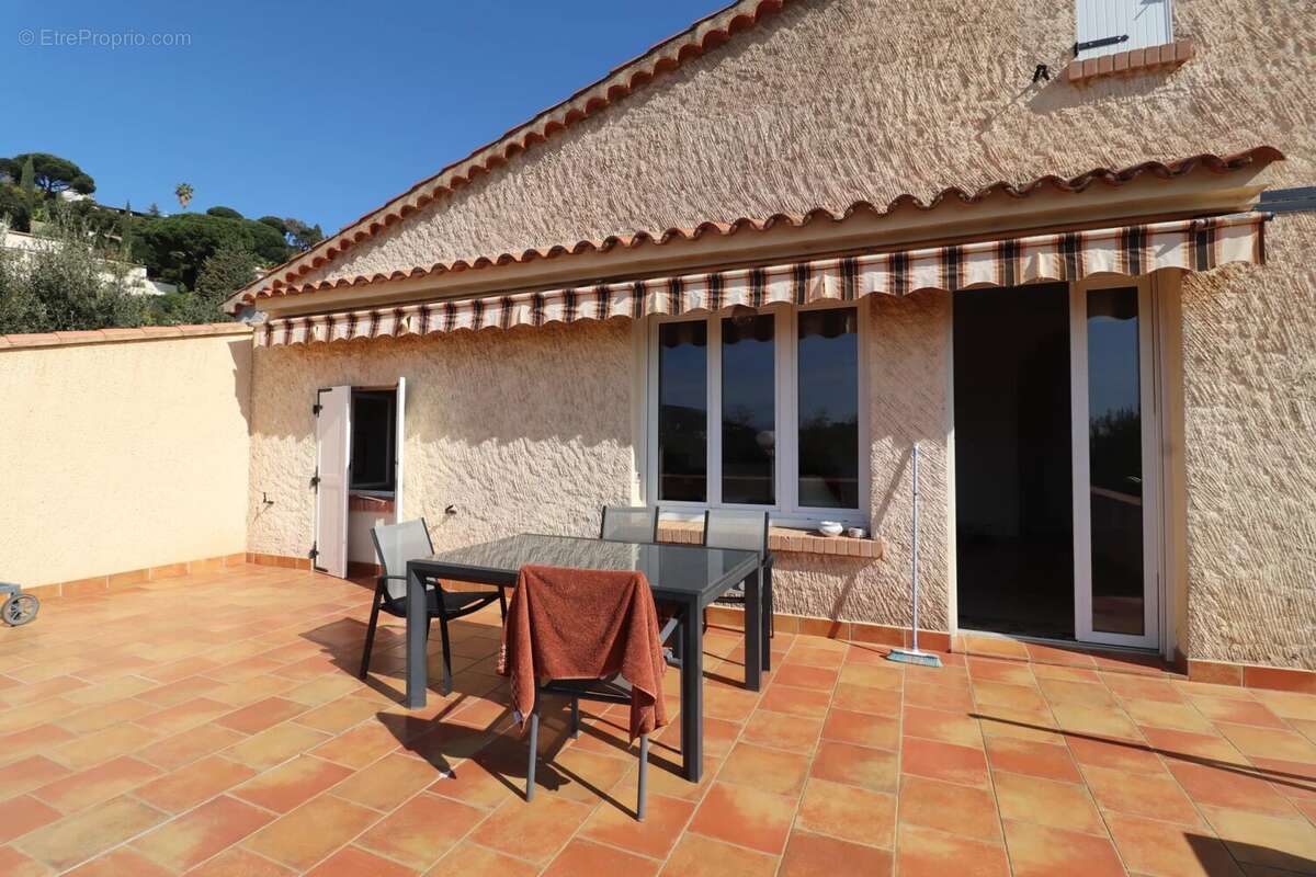 Maison à RAYOL-CANADEL-SUR-MER