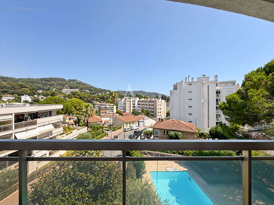 Appartement Le Cannet 3 pièces 64.06 m² - photo 2