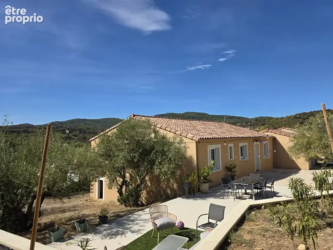 Maison à LES MAGES