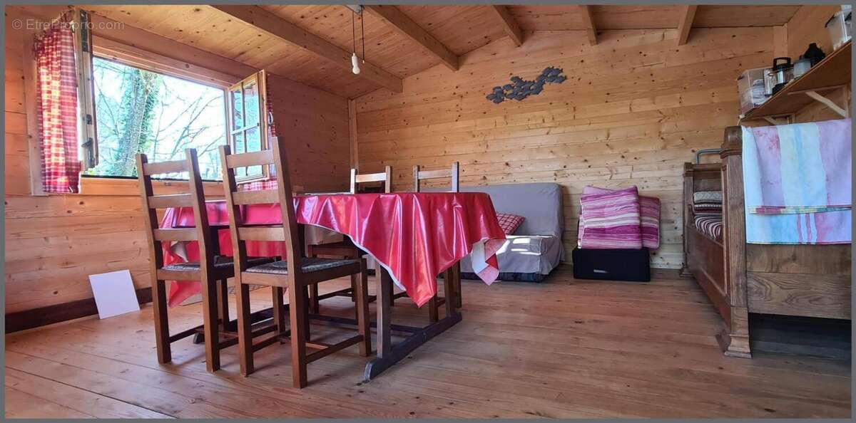 Terrain à BRESSUIRE