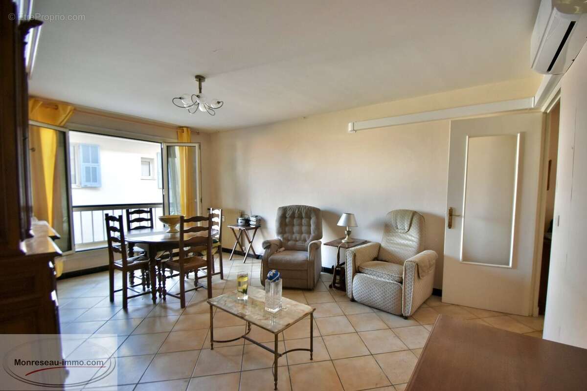 Appartement à CAP-D'AIL