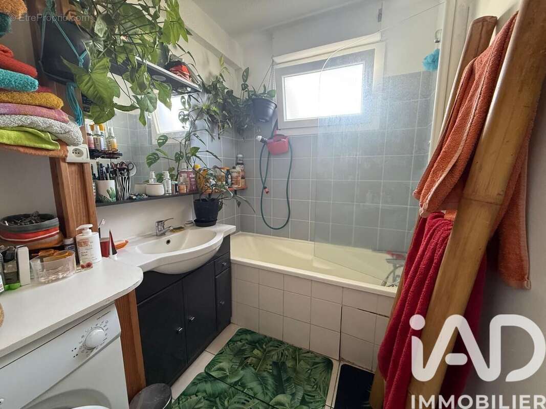 Photo 7 - Appartement à SAINT-DENIS