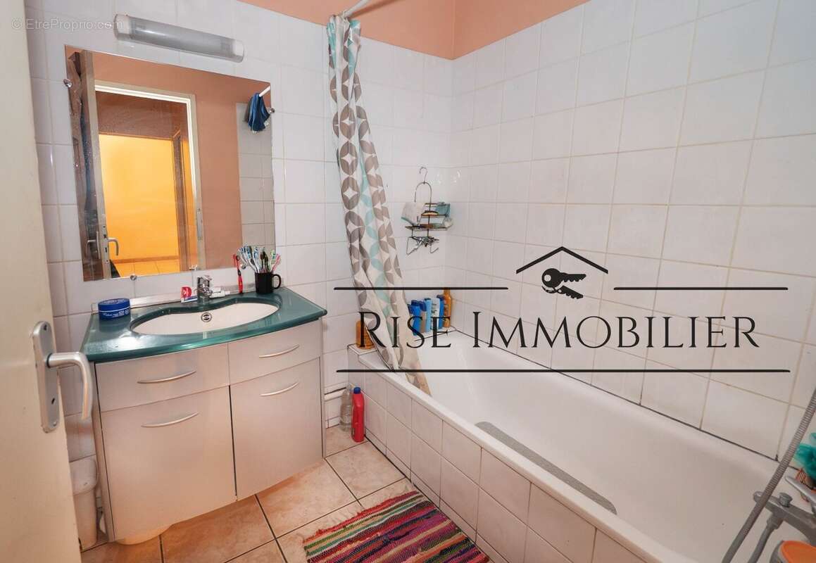 Appartement à BEZIERS