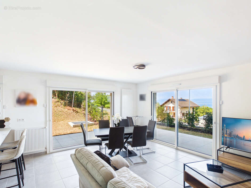 Appartement récent avec terrasse et jardin à Marin - photo 4