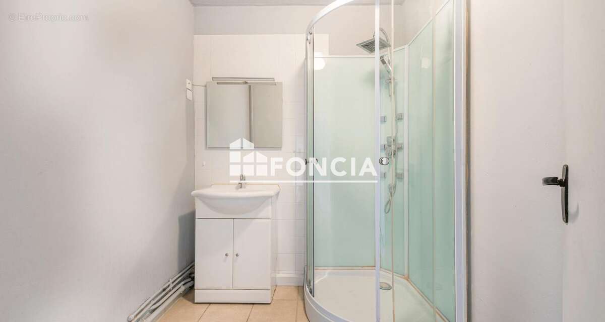 Appartement à SALON-DE-PROVENCE