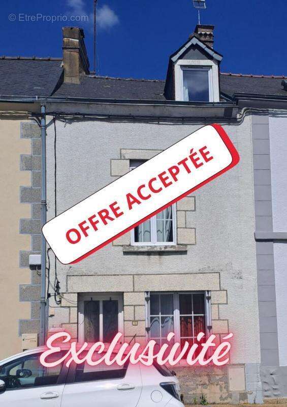 Maison à VILLAINES-LA-JUHEL