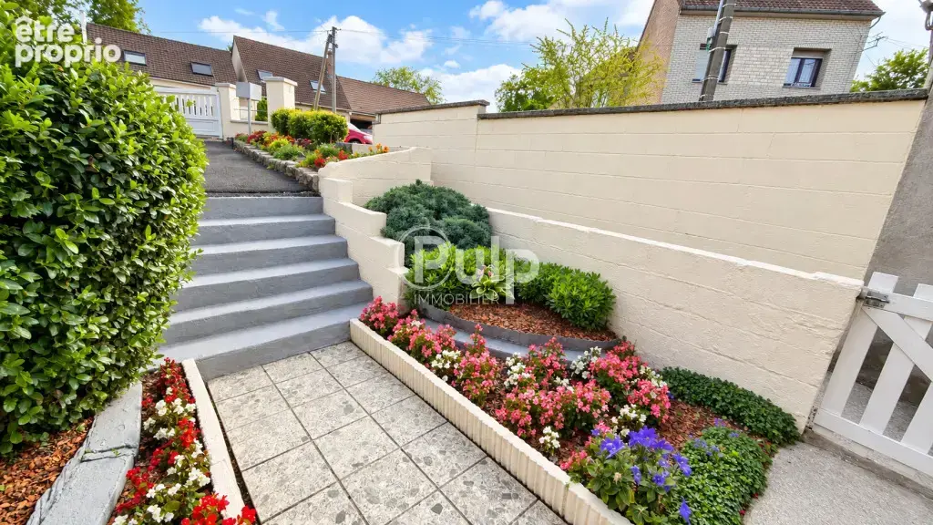 Plein-pied lens , 2 chambres , jardin , sationnement privatif - photo 3