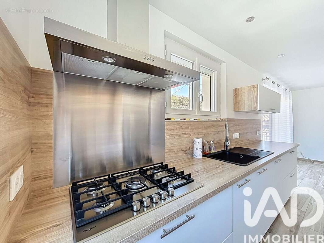 Photo 7 - Maison à REYNES