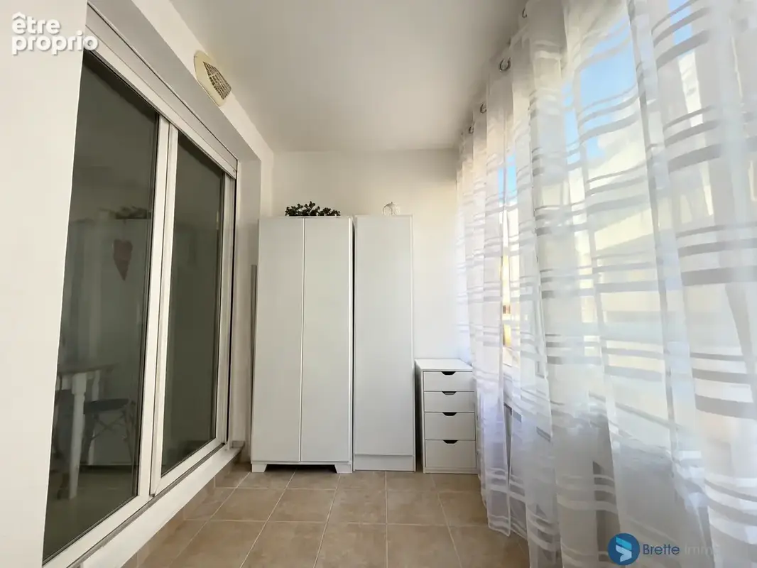 Toulon st roch - appartement t2 50m2 - photo 8