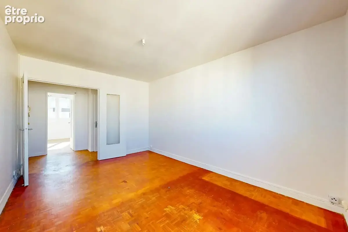 Appartement à MAISONS-ALFORT