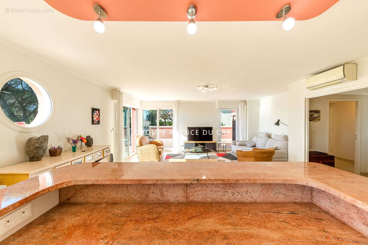 Appartement à SAINT-RAPHAEL