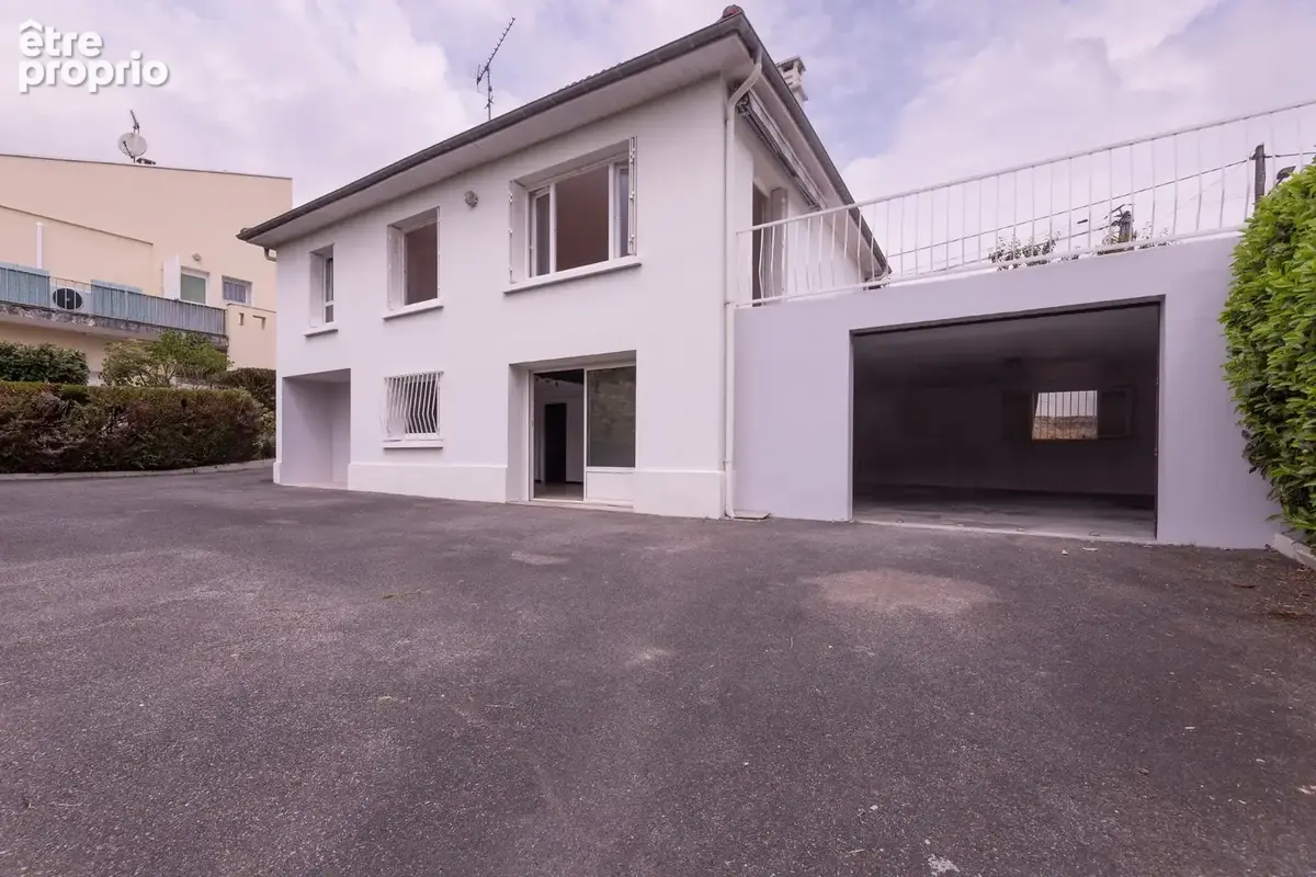 BILLÈRE (64) – Maison familiale de 126 M² – 4 chambres et bureau – Terrasse, garage et grand jardin - photo 3