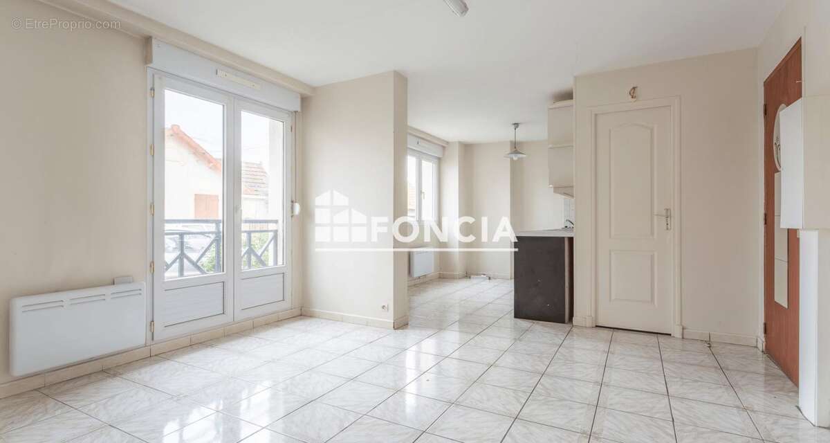 Appartement à SAVIGNY-SUR-ORGE