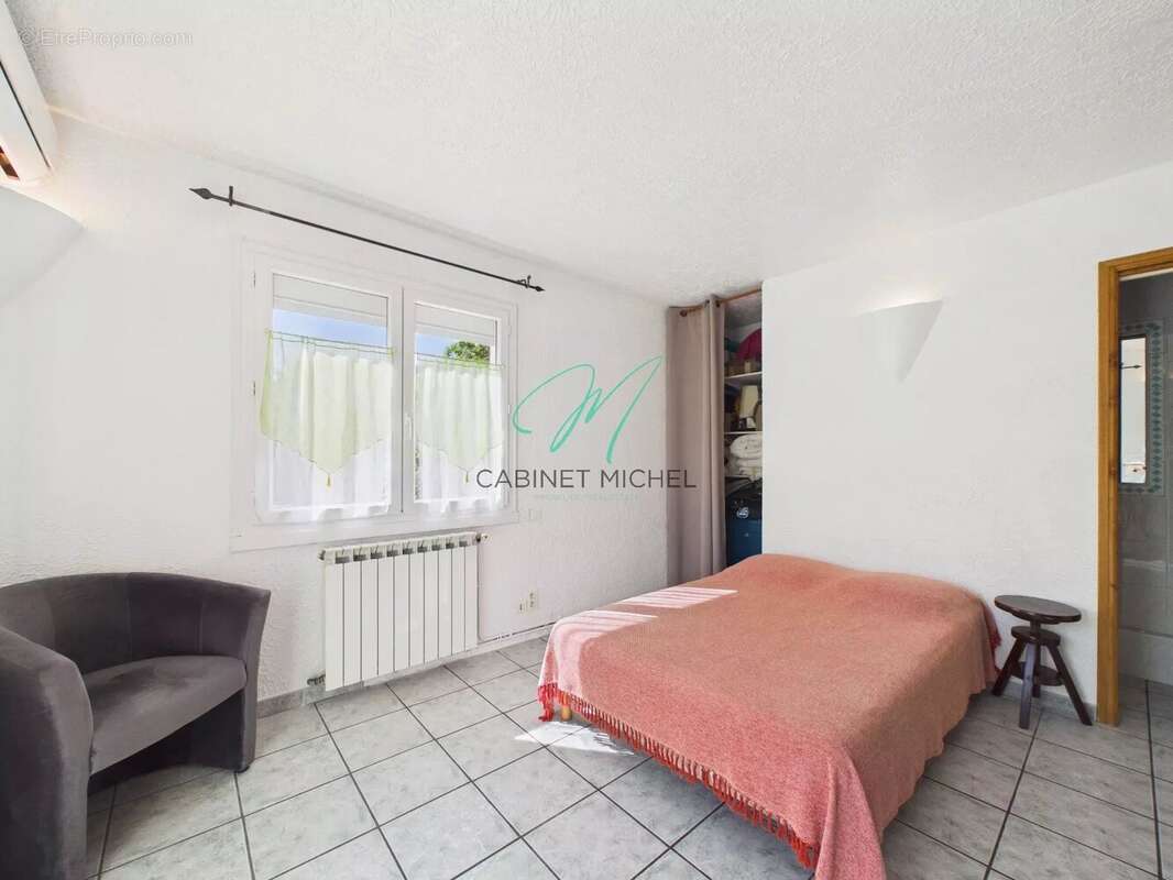 Appartement à ROQUEFORT-LES-PINS