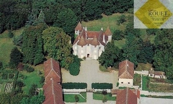 Maison à NEONS-SUR-CREUSE