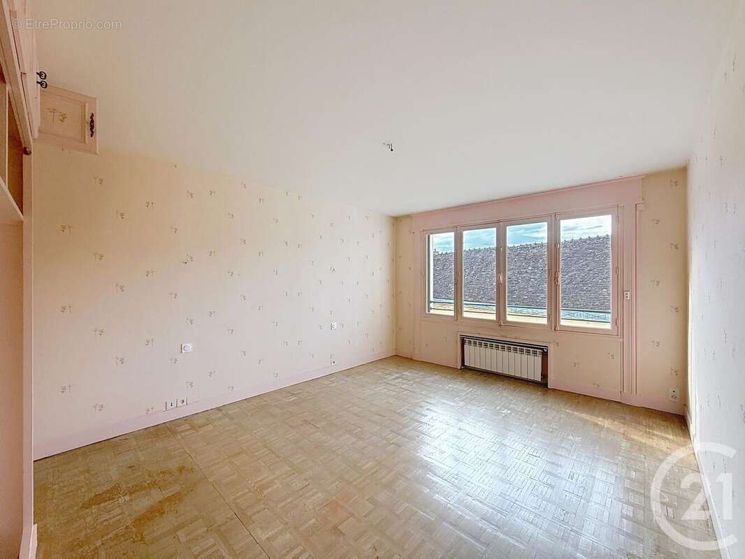 Appartement à SENS