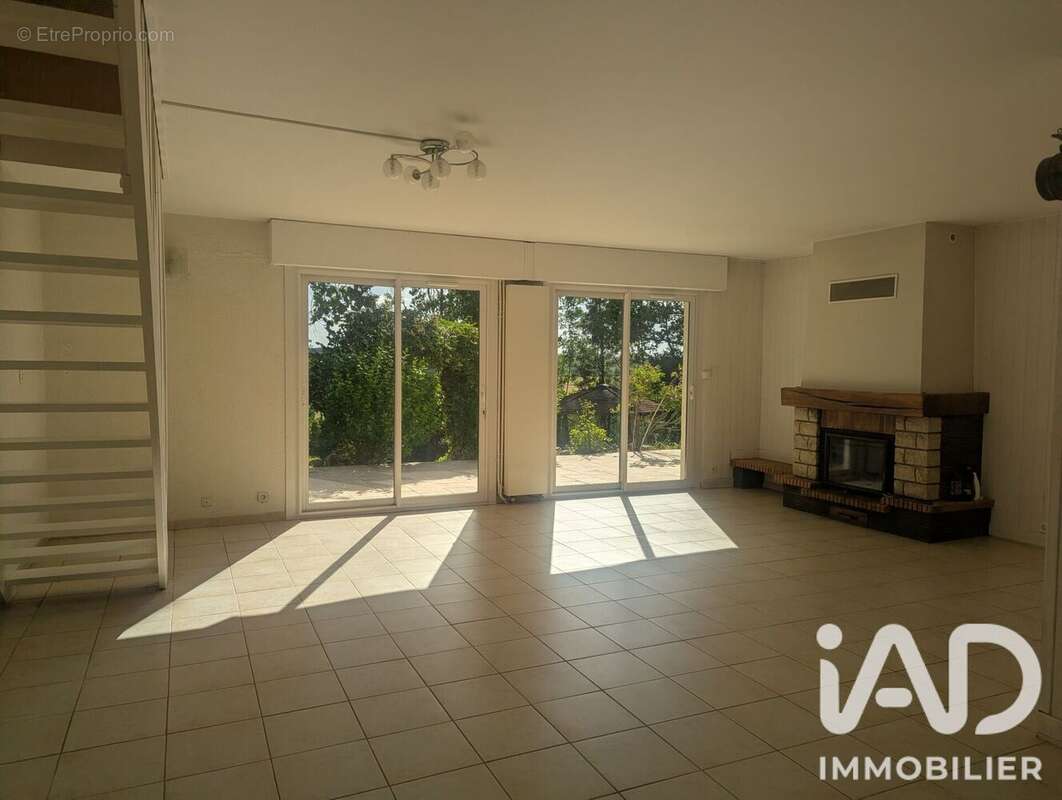 Maison 130 m² à Briare  - photo 2