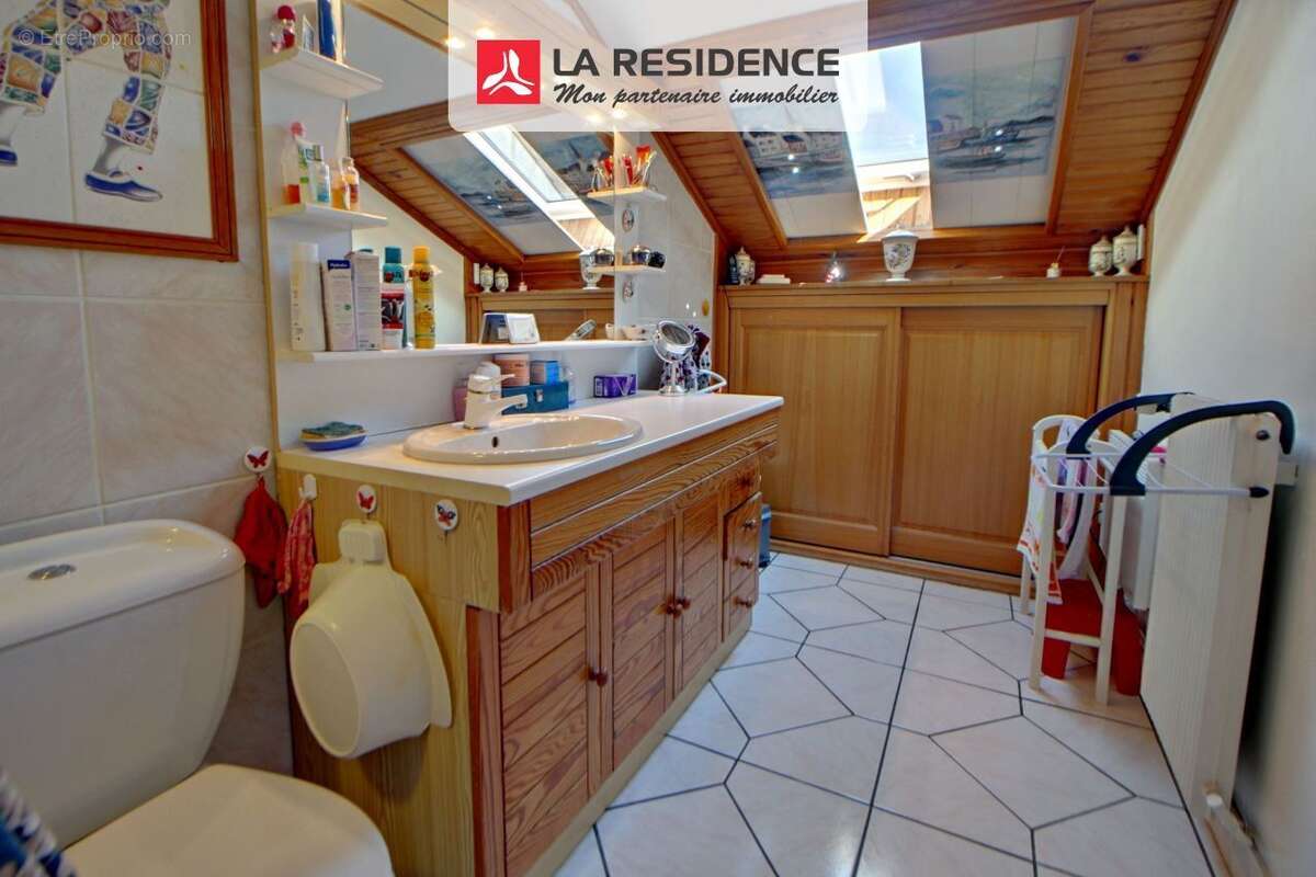 Maison 135 m² à Trappes  - photo 8