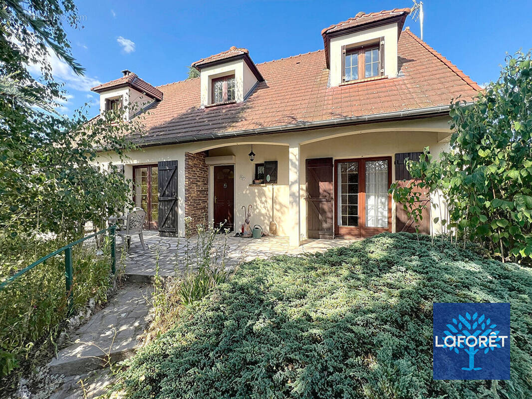 Maison à BOUTIGNY-SUR-ESSONNE