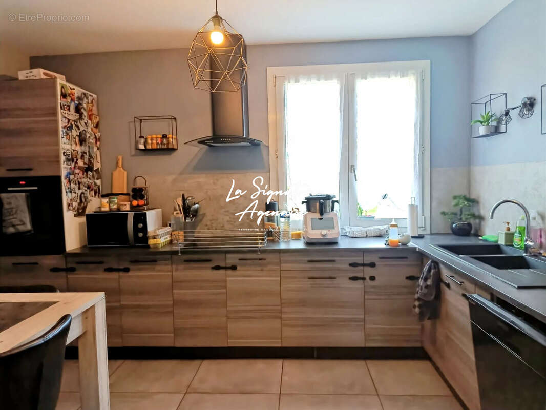 Maison 105 m² à Laugnac  - photo 4