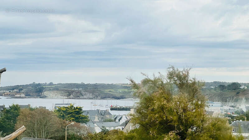 Maison à CAMARET-SUR-MER