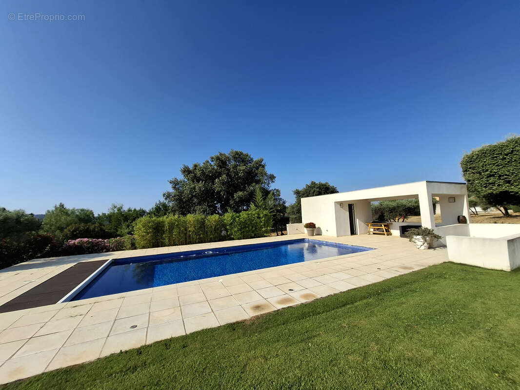 Maison à LA CADIERE-D'AZUR