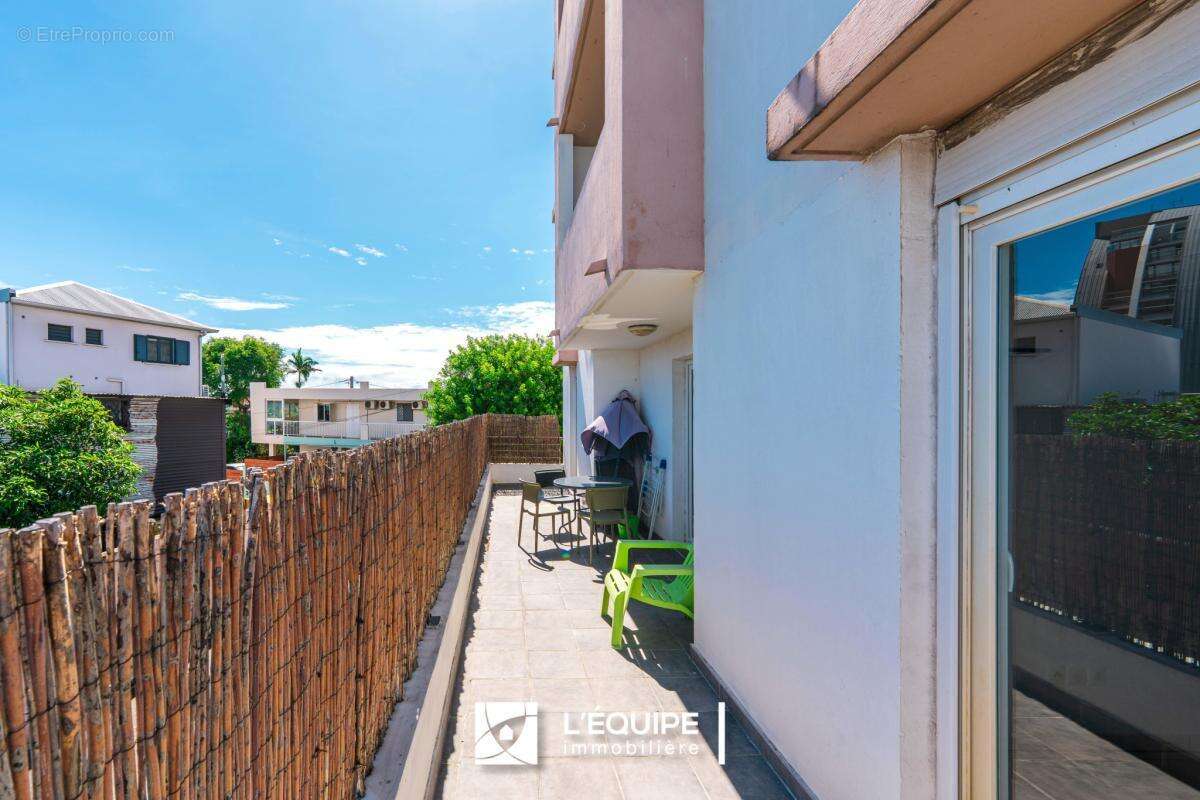 Appartement à SAINT-DENIS