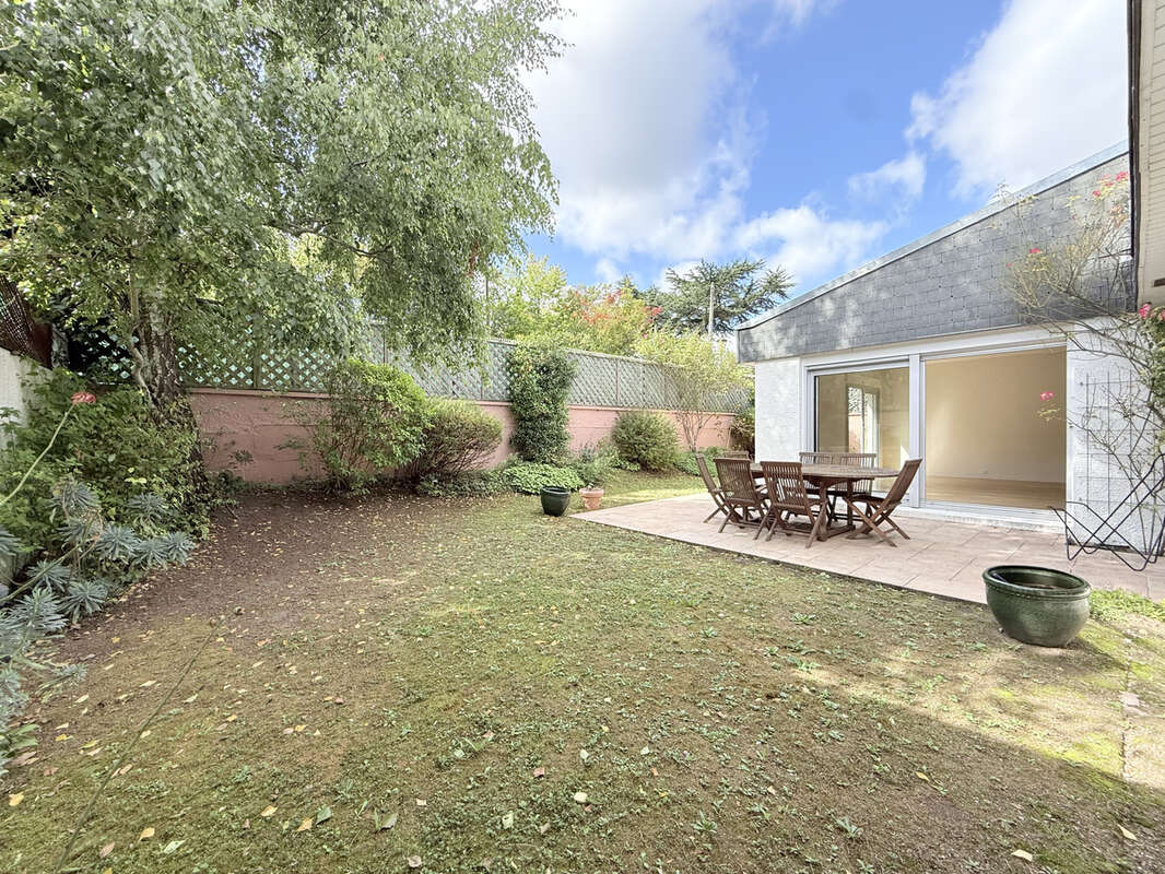 Maison à RUEIL-MALMAISON