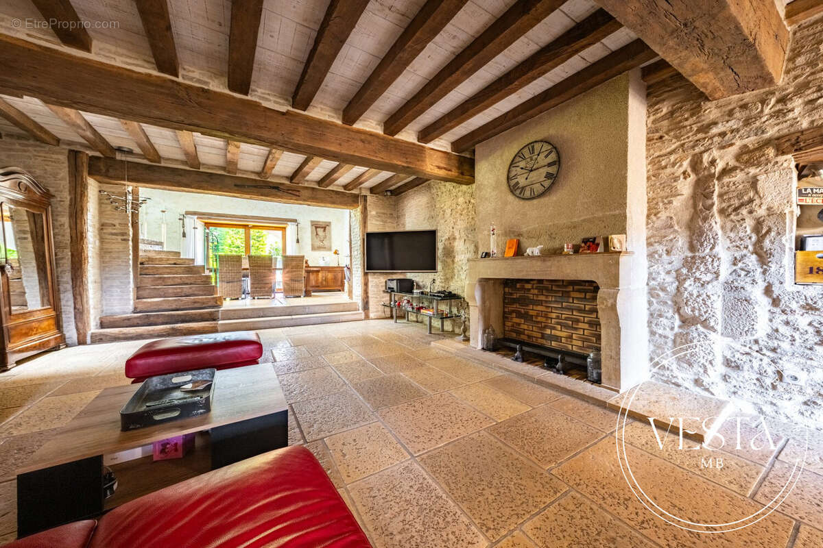 Maison à AHUY