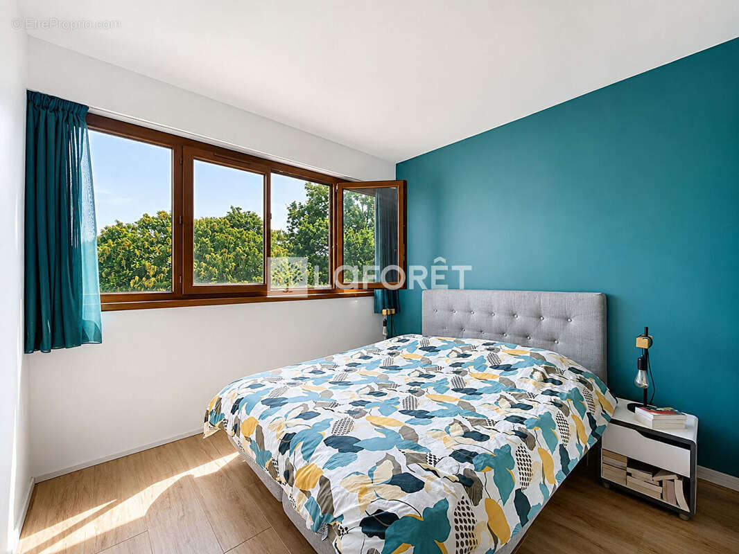 Appartement à LA CELLE-SAINT-CLOUD