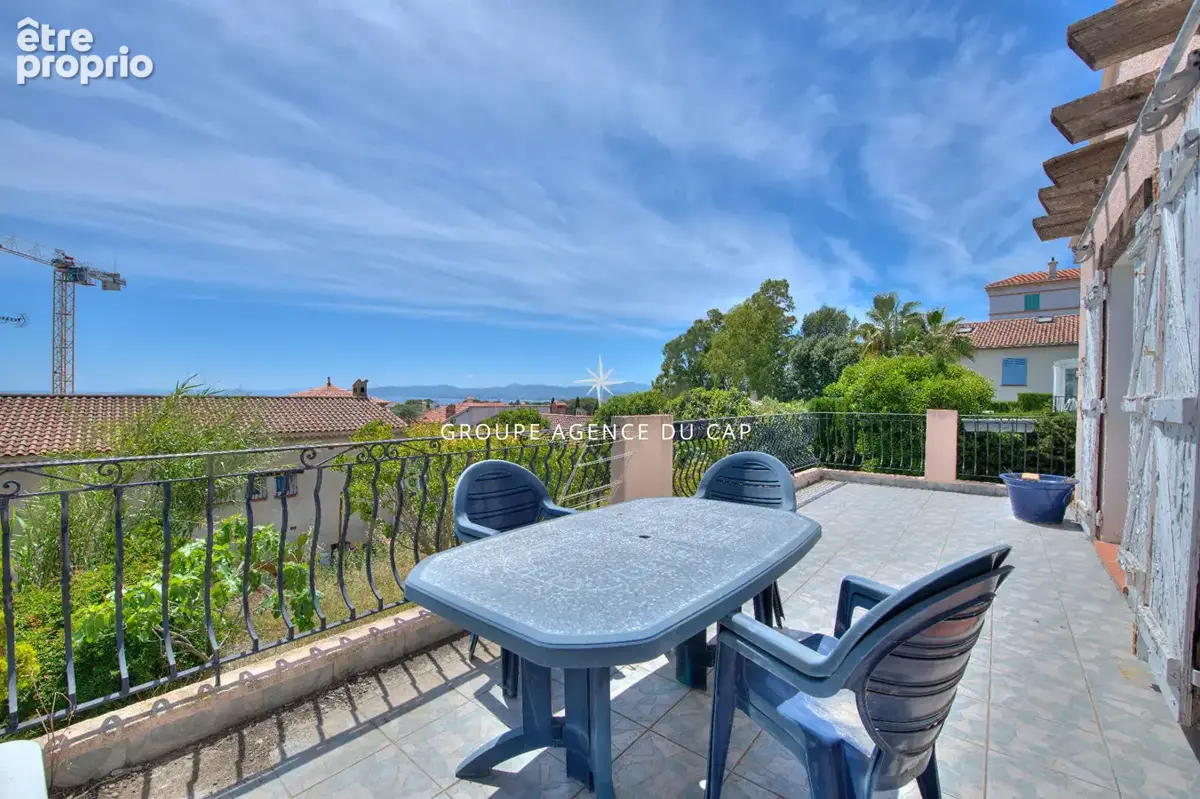 SOUS OFFRE Villa Saint Raphael 4 pièce(s) 138 m2 - photo 7