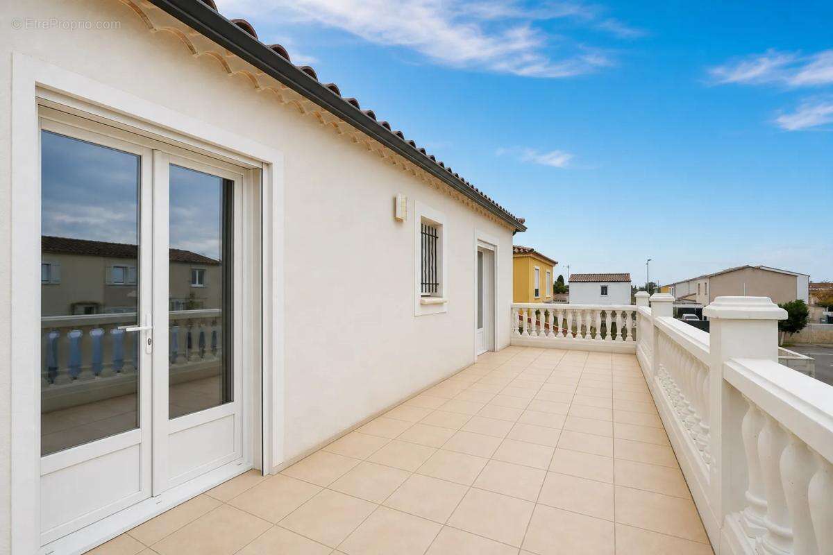 Maison contemporaine avec piscine à Saint-Gilles - photo 20