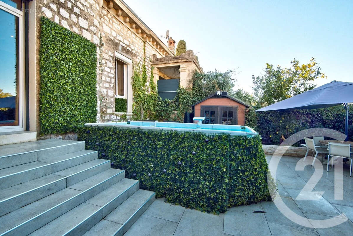 Maison à CAGNES-SUR-MER