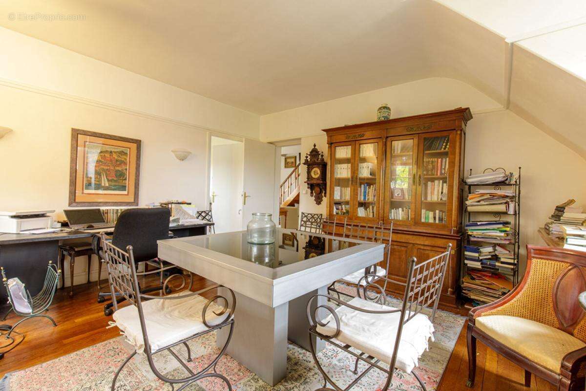 Appartement à MANTES-LA-JOLIE