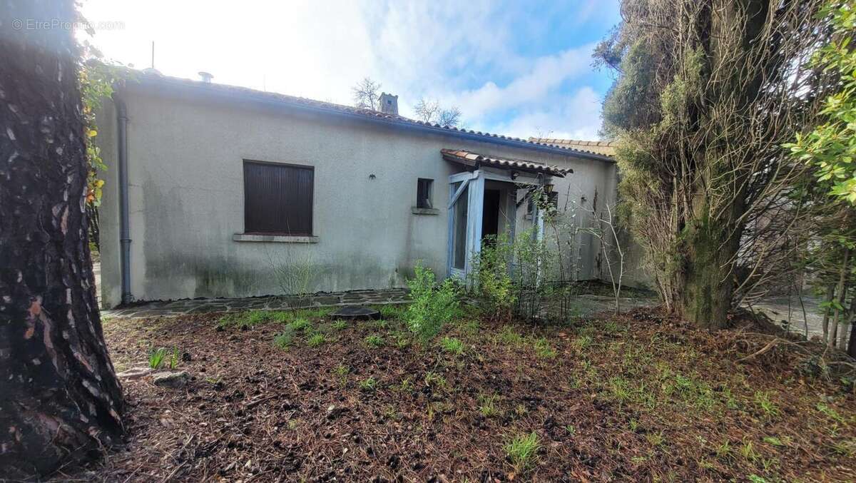Maison à SAINT-GELY-DU-FESC